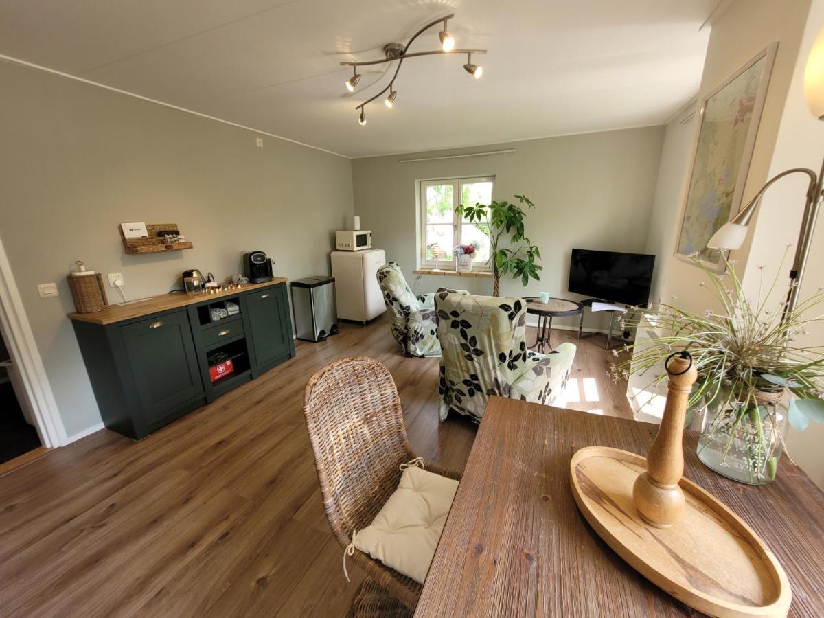 B&B Villa Giethoorn - Canalview, Privacy & Parking Екстер'єр фото